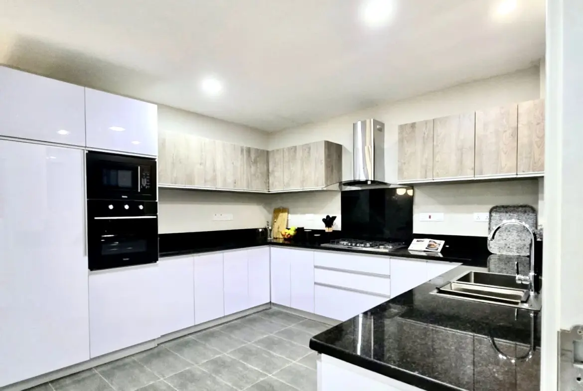 Golden Century II Apartments Kileleshwa – Premium 4-Bedroom + SQ Luxury Apartments for Sale in Nairobi