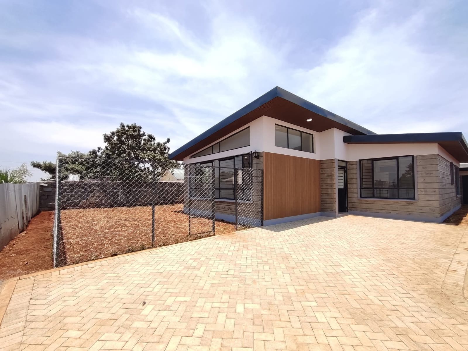 3 Bedroom Bungalow plus DSQ for Sale in Ruiru