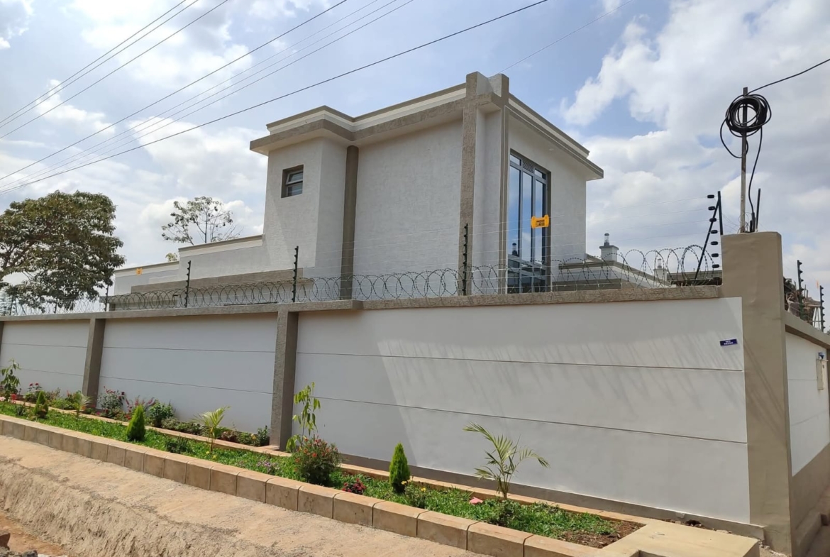 3 Bedroom All En-Suite Bungalow