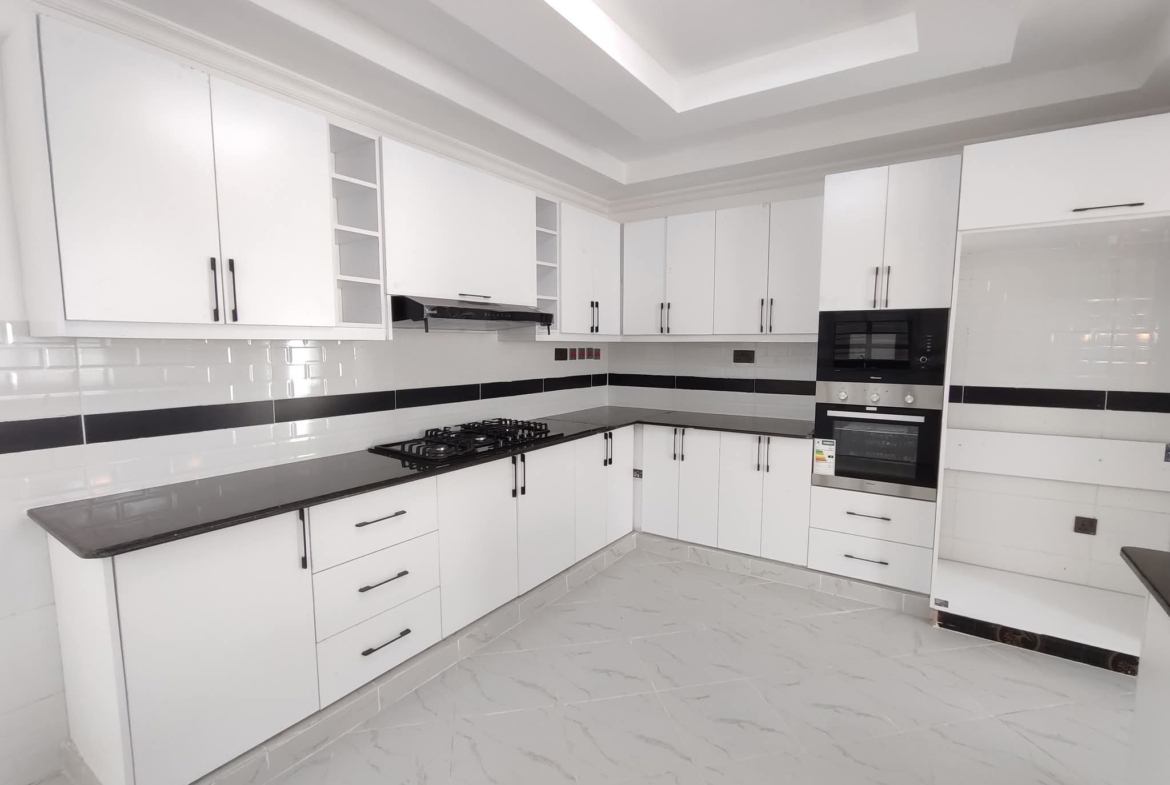 3 Bedroom All En-Suite Bungalow