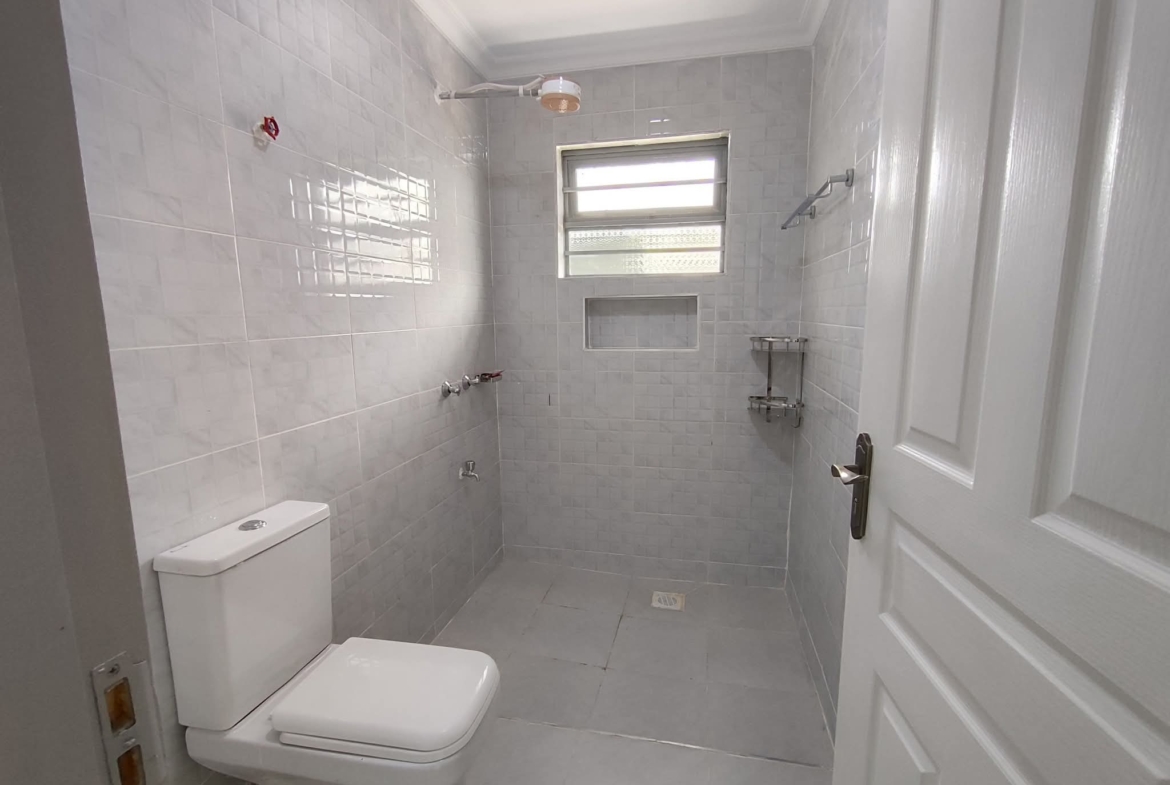 3 Bedroom All En-Suite Bungalow