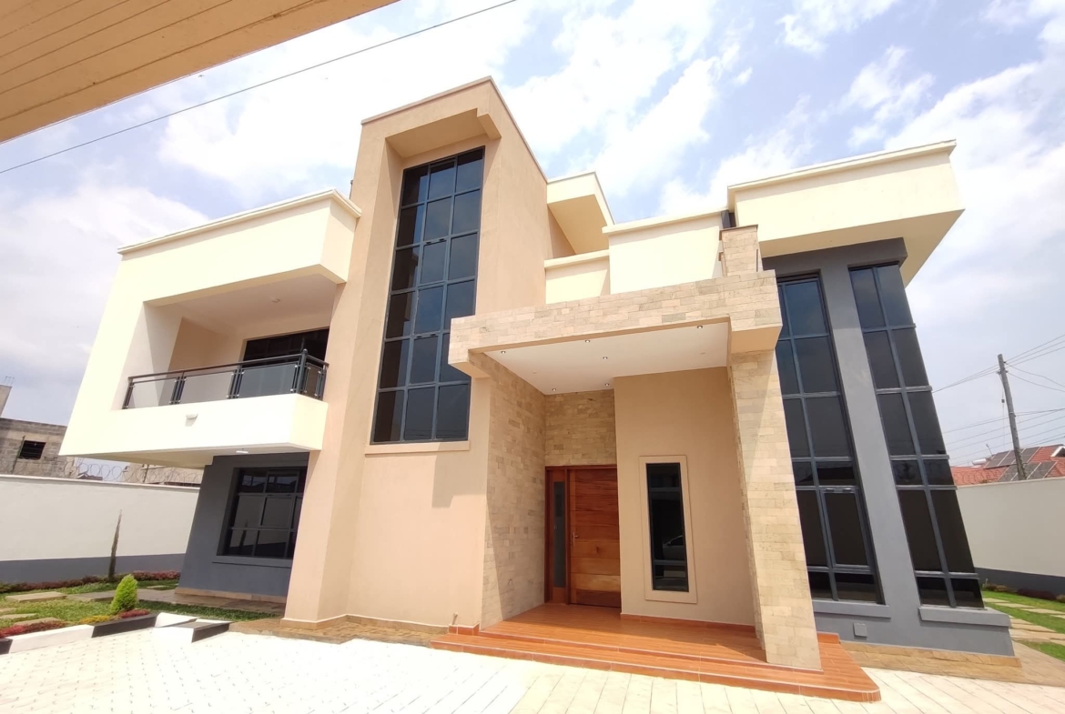4 bedroom all ensuite maisonette in Thika