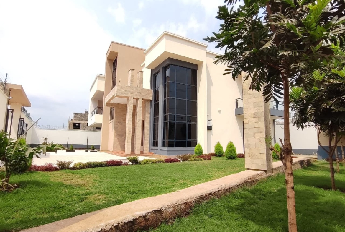 4 bedroom all ensuite maisonette in Thika