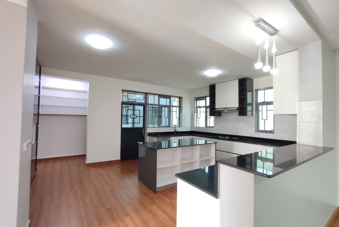 4 bedroom all ensuite maisonette in Thika