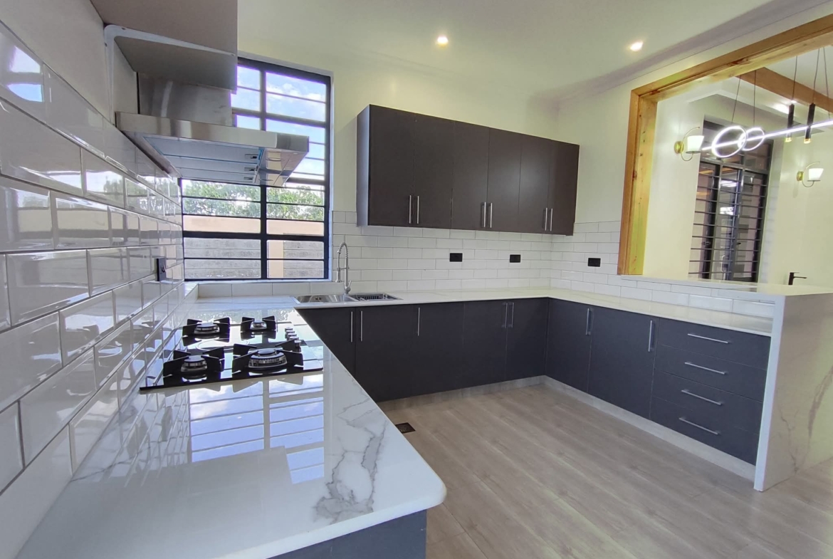 Ruiru 4 Bedroom Maisonette for Sale