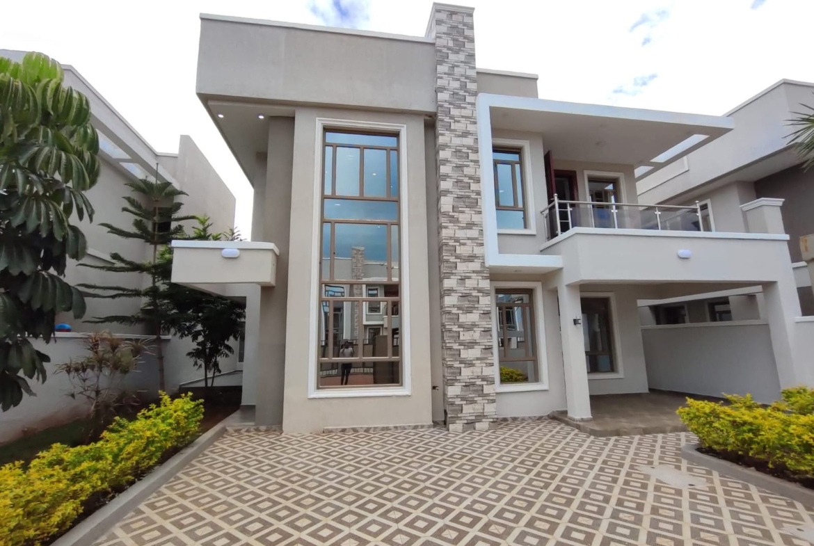 4 Bedroom Flat Roof House for Sale in Kamakis, Ruiru