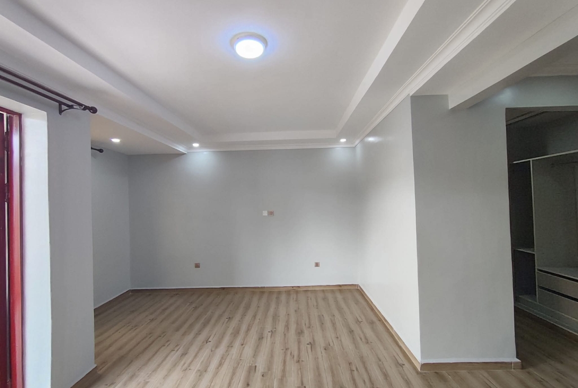 4 Bedroom Flat Roof House for Sale in Kamakis, Ruiru