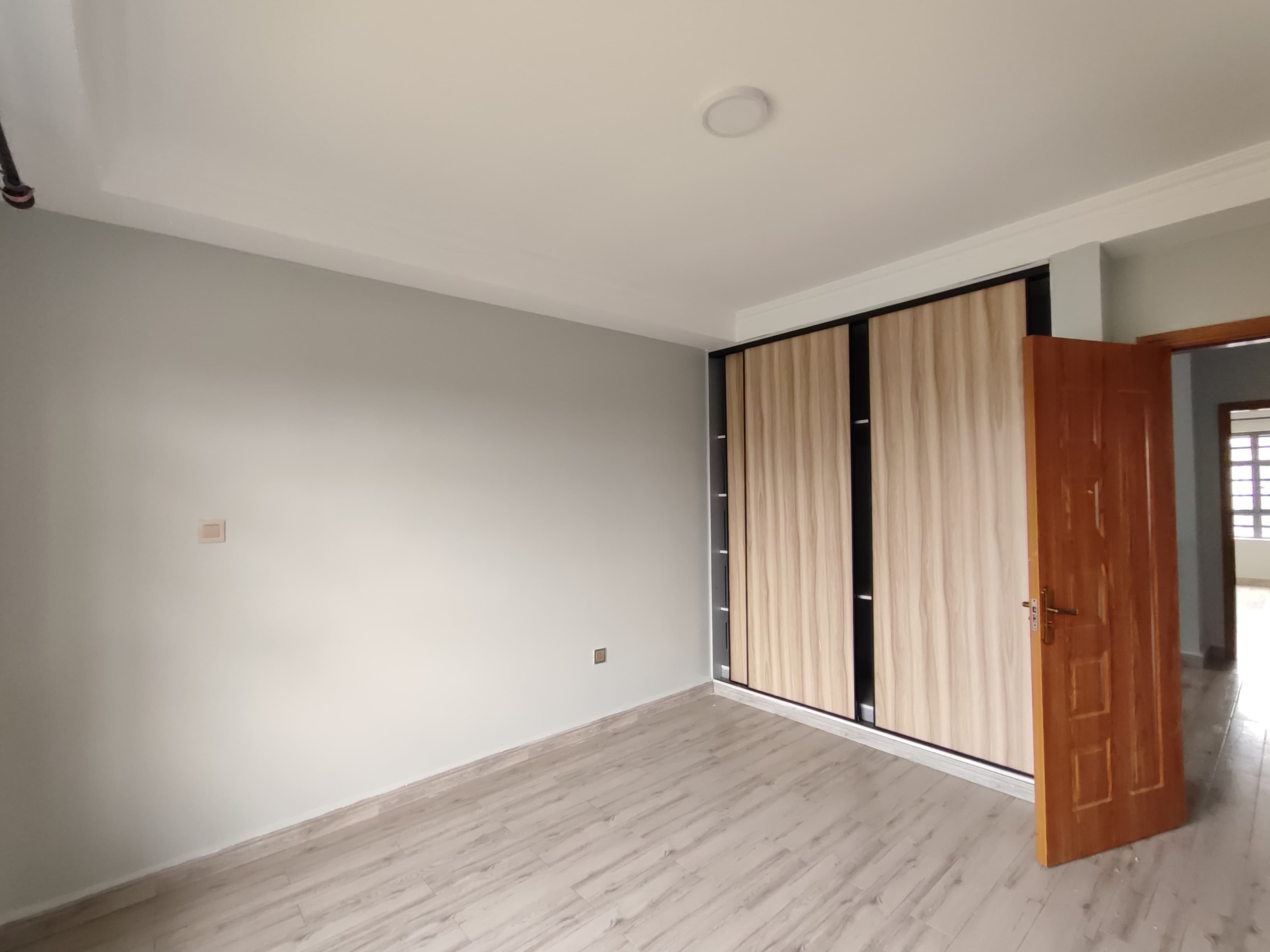 Kamakis Ruiru, modern 4-bedroom all-en-suite maisonette with DSQ