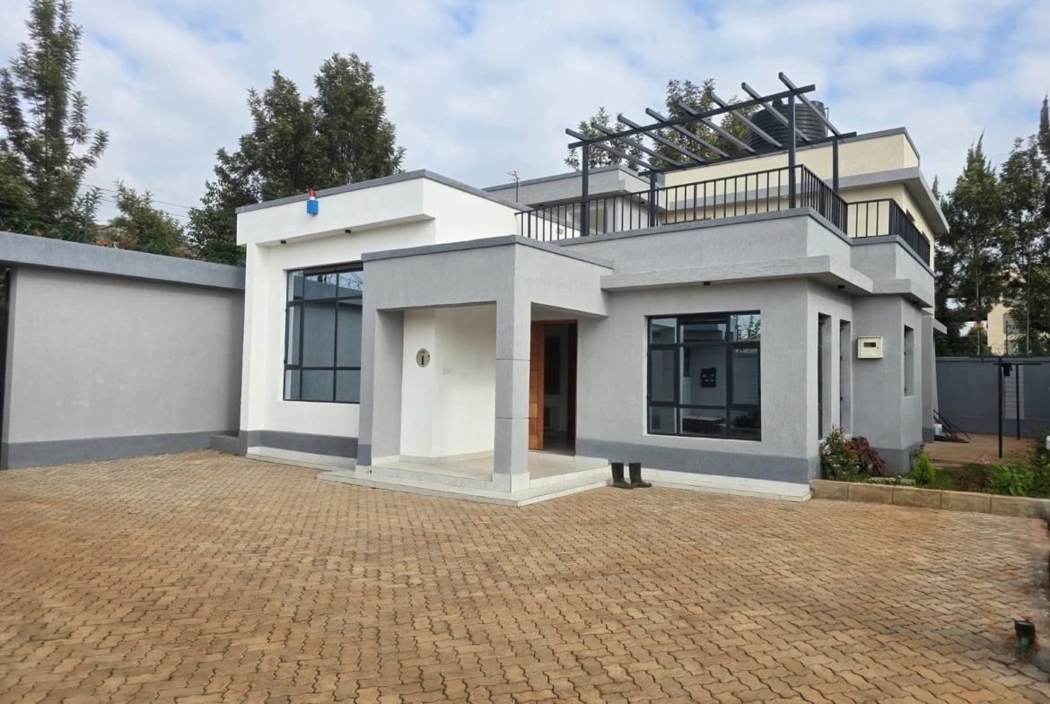 4 Bedroom All EnSuite Maisonette plis DSQ Ruiru