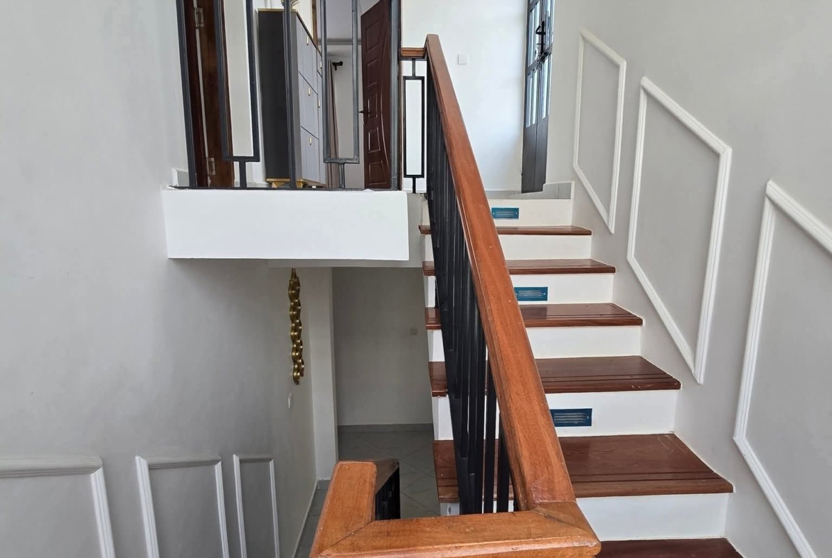 4 Bedroom All EnSuite Maisonette plis DSQ Ruiru