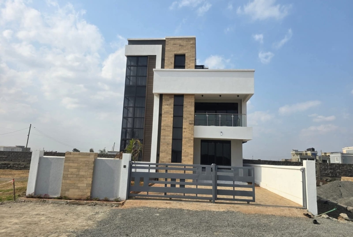 4 Bedroom Villas plus DSQ | Eastern Bypass