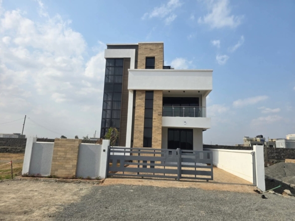 4 Bedroom Villas plus DSQ | Eastern Bypass