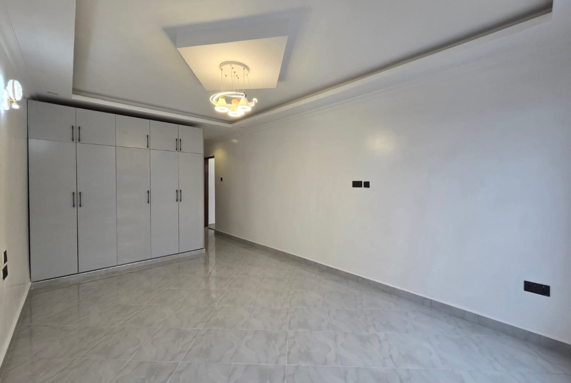 3 Bedroom All EnSuite Bungalow + DSQ in Ruiru