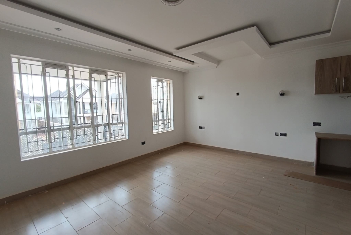 For Sale/Rent – 4 Bedroom Maisonette + DSQ | Kamakis, Ruiru