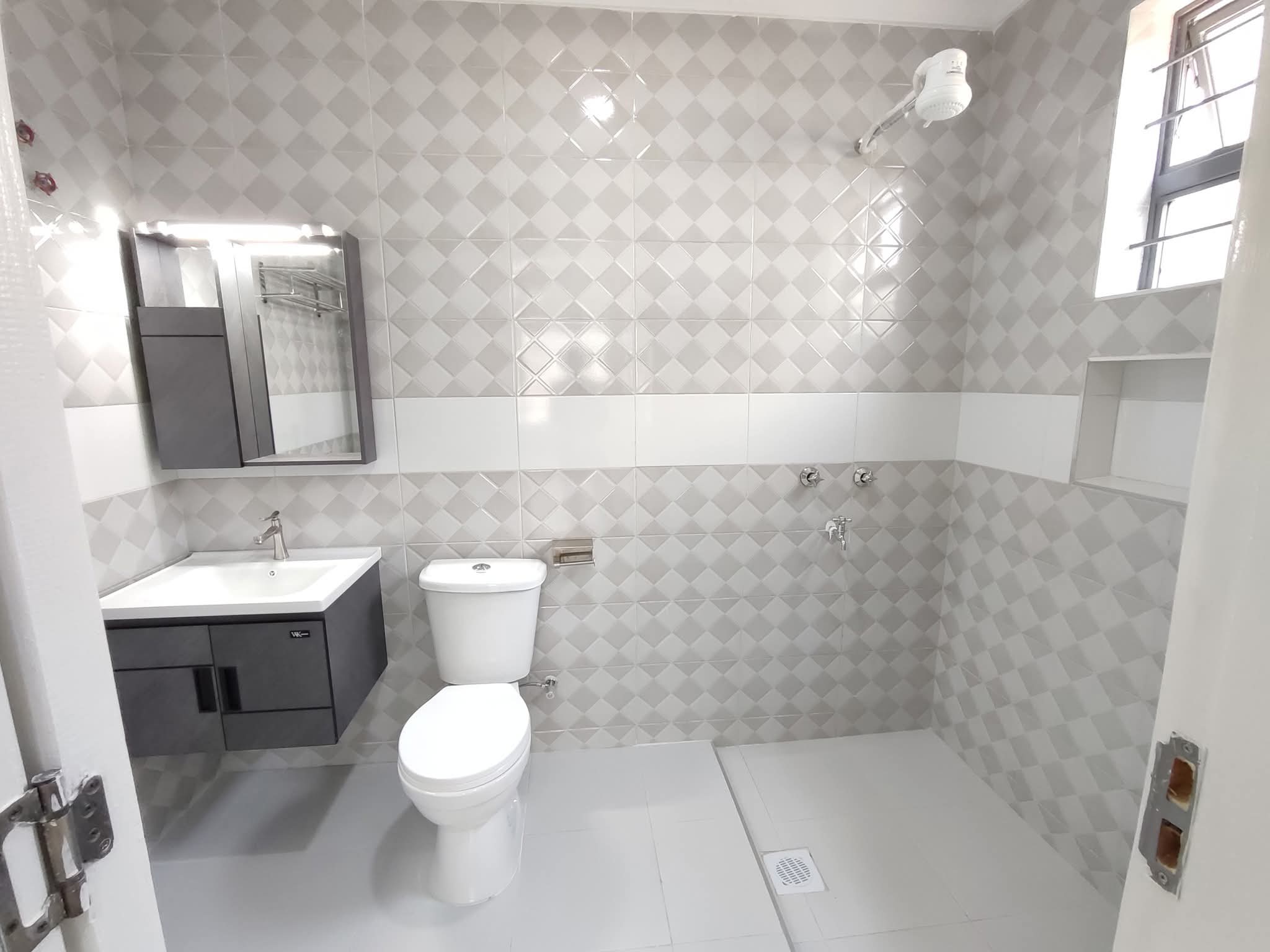 3 Bedroom All Ensuite Bungalow + DSQ For Sale in Ruiru – KSh 13.8M