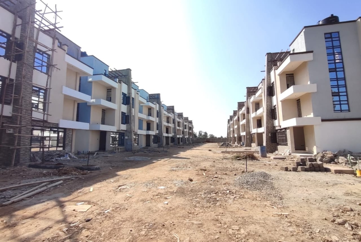 4-Bedroom Townhouses + DSQ for Sale in Kamakis – KSh 15,000,000