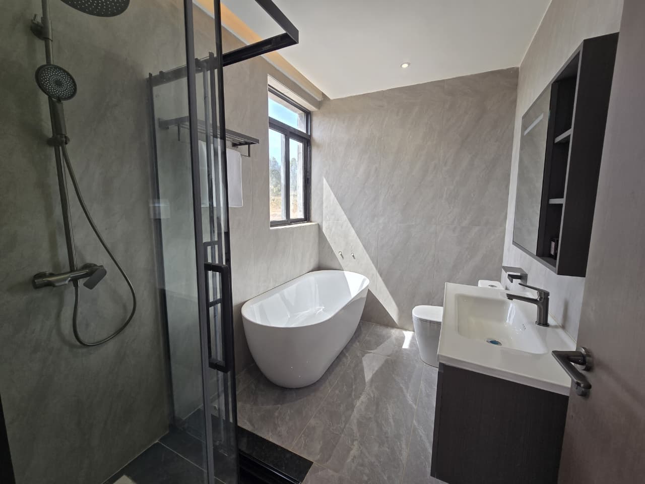 5 Bedroom Maisonette plus DSQ for Sale in Kikuyu Kamangu