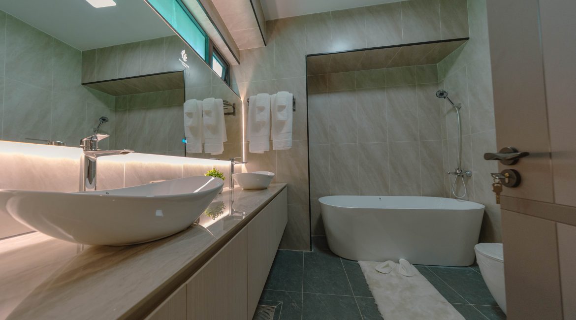 The Crystal Oak Residency