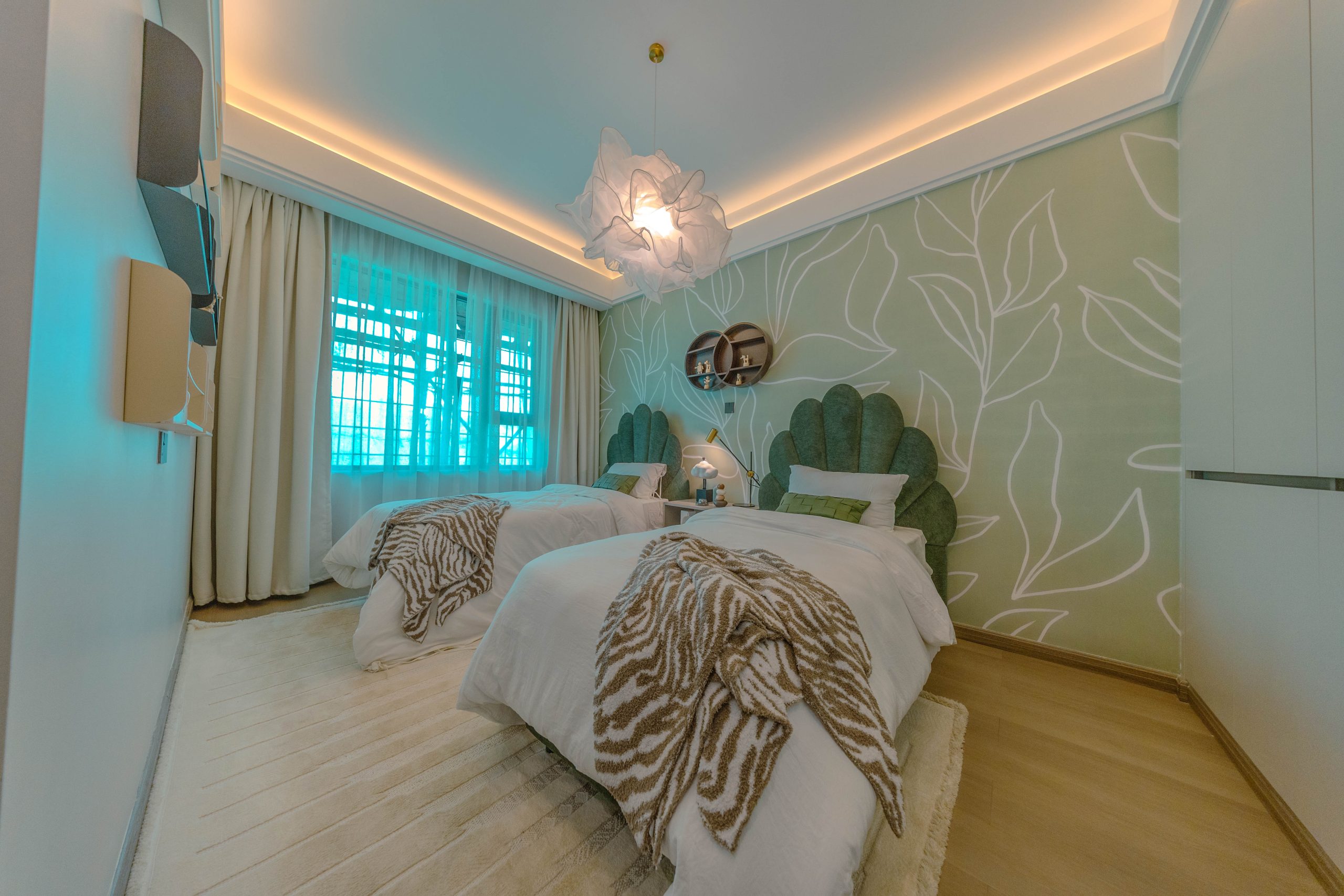 The Crystal Oak Residency