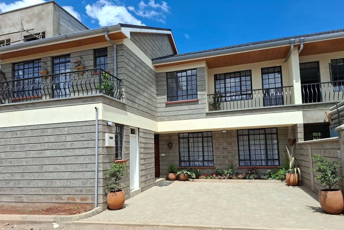 4 Bedroom All En-Suite Townhouses with DSQ for Sale in Syokimau