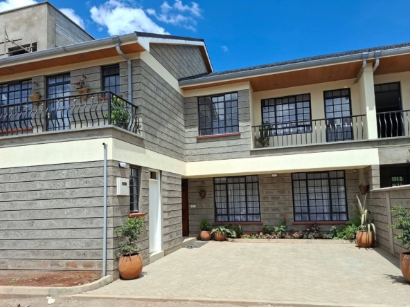 4 Bedroom All En-Suite Townhouses with DSQ for Sale in Syokimau