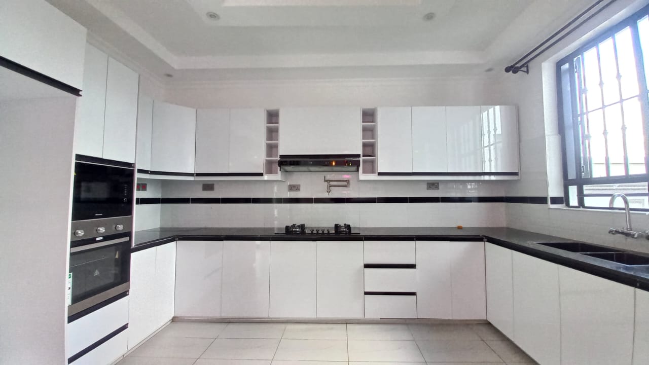 3 Bedroom + DSQ Spacious Home for Sale in Mugutha, Ruiru | KES 18.5M