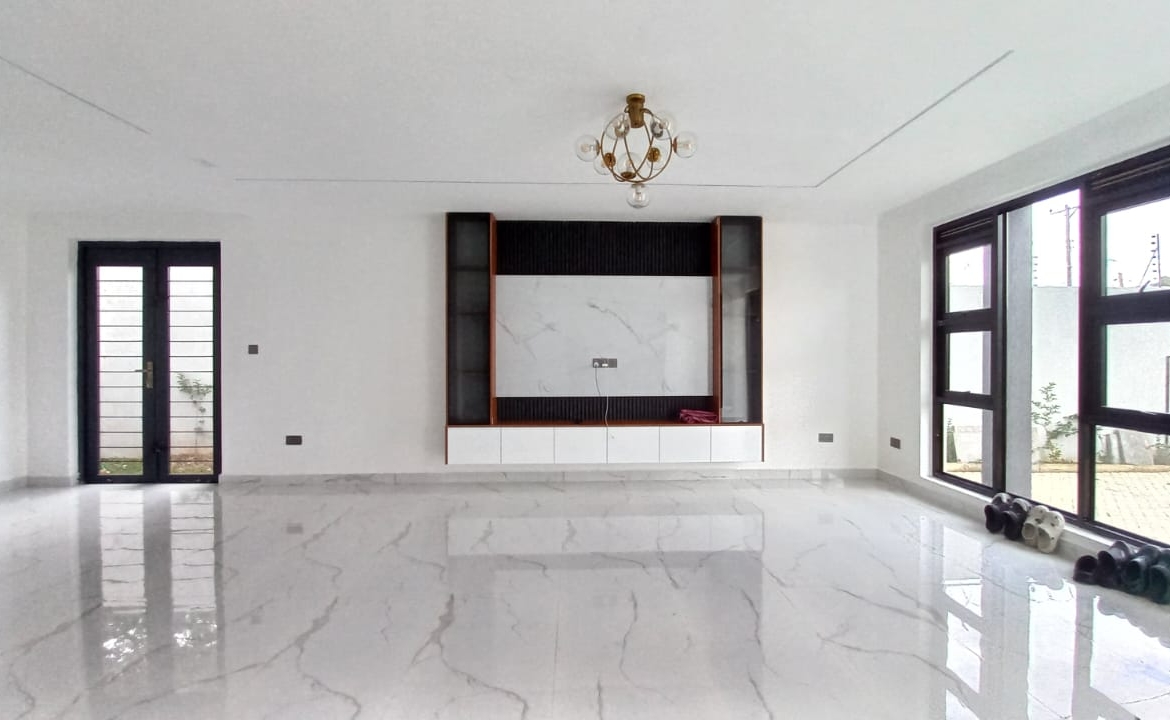 5 bedroom all-ensuite maisonette in Ruiru