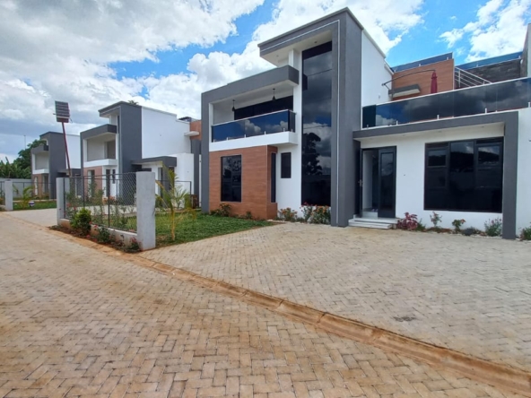 5 bedroom all-ensuite maisonette in Ruiru