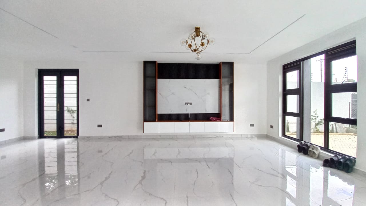 5 bedroom all-ensuite maisonette in Ruiru