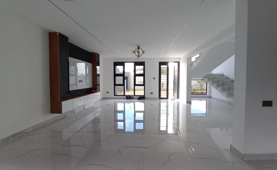 5 bedroom all-ensuite maisonette in Ruiru